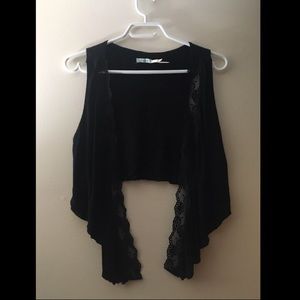 Black lightweight open vest